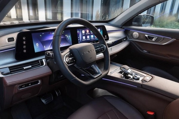 Популярный китайский кроссовер в июне стали продавать с большой скидкой Популярный китайский кроссовер в июне стали продавать с большой скидкой