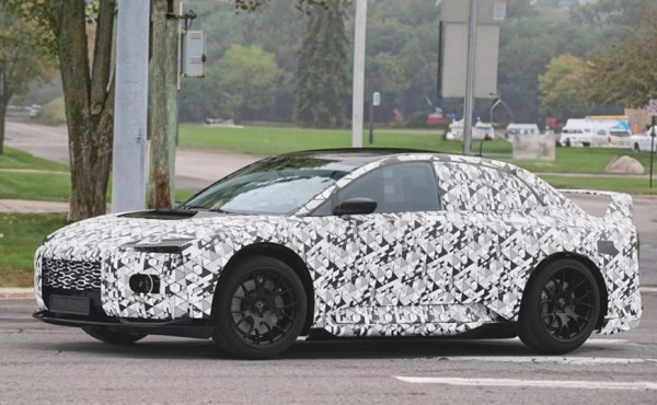 Шпионские снимки нового Mitsubishi EVO XI оказались постановочными Шпионские снимки нового Mitsubishi EVO XI оказались постановочными