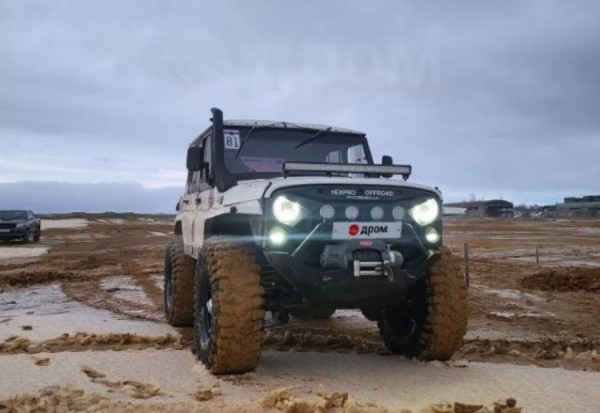 В России продают классику УАЗа с другим мотором и коробкой передач