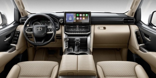 Внедорожник Toyota Land Cruiser 300 подешевел почти на 4 млн рублей на российском рынке