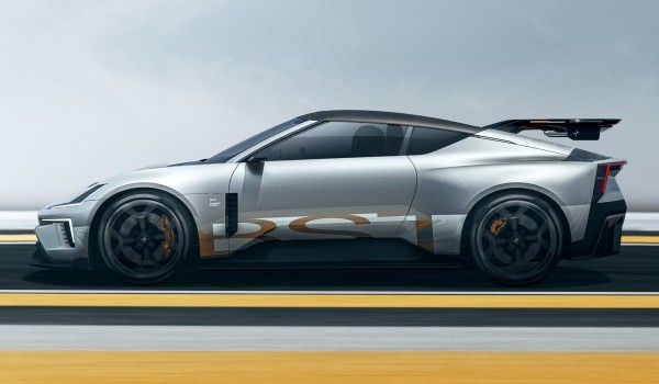 Суперкар Polestar 6: предсерийная версия и Concept BST Суперкар Polestar 6: предсерийная версия и Concept BST