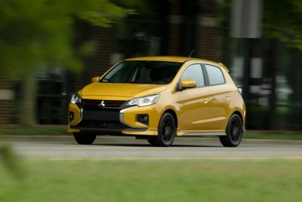 В США взлетели продажи компактных и дешевых автомобилей В США взлетели продажи компактных и дешевых автомобилей