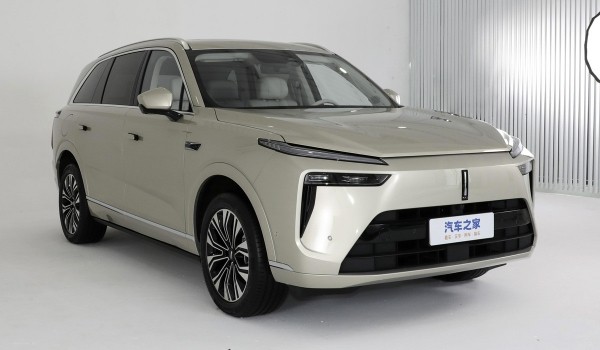 Компания GWM привезет в Россию гибридный кроссовер Wey 07 Компания GWM привезет в Россию гибридный кроссовер Wey 07