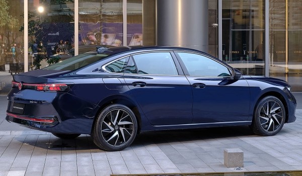 Новый седан Volkswagen Magotan составил компанию Пассату Новый седан Volkswagen Magotan составил компанию Пассату