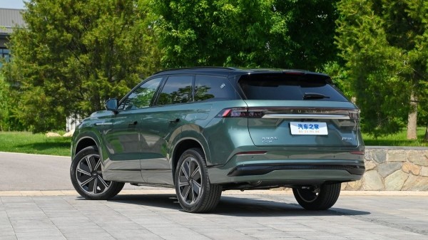 Кроссовер Chery Fulwin T10 установил мировой рекорд дальности хода Кроссовер Chery Fulwin T10 установил мировой рекорд дальности хода