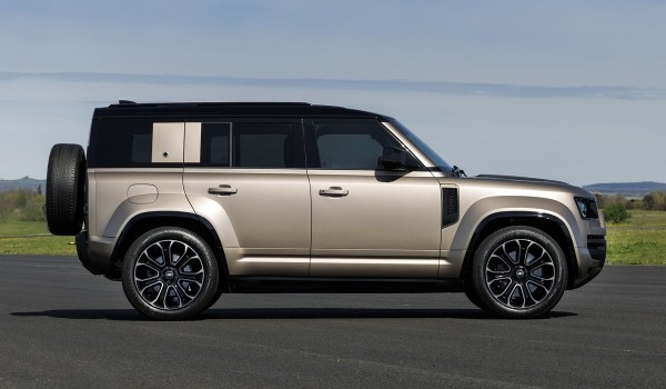 Land Rover Defender Octa: новая экстремальная топ-версия Land Rover Defender Octa: новая экстремальная топ-версия