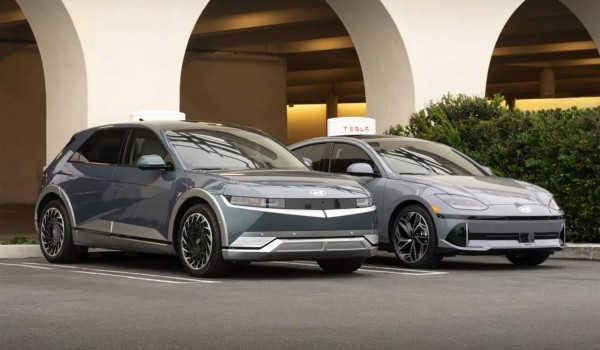 Дайджест дня: газовый Москвич 6, автобус Sollers и другие события индустрии Дайджест дня: газовый Москвич 6, автобус Sollers и другие события индустрии