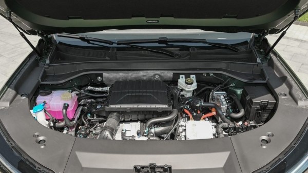 Кроссовер Chery Fulwin T10 установил мировой рекорд дальности хода Кроссовер Chery Fulwin T10 установил мировой рекорд дальности хода