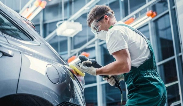 Эксперт Рязанов рассказал, что нельзя делать с автомобилем перед продажей