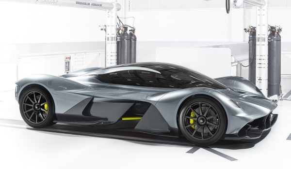 Представлен гиперкар Red Bull RB17 по мотивам Формулы-1 Представлен гиперкар Red Bull RB17 по мотивам Формулы-1