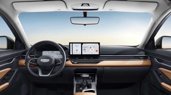 Geely представил Emgrand 2025 года с новым дизайном и высокими технологиями