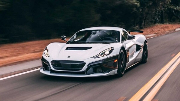 Гиперкар Nevera от Rimac представлен в эксклюзивном медном цвете Гиперкар Nevera от Rimac представлен в эксклюзивном медном цвете
