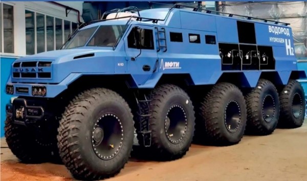 На «Иннопроме» представили первый отечественный вездеход на водороде На «Иннопроме» представили первый отечественный вездеход на водороде