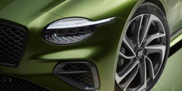 Новый Bentley Continental GT стал доступен в России Новый Bentley Continental GT стал доступен в России
