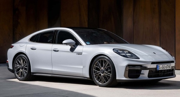 Посмотрите, как Porsche Panamera Turbo S E-Hybrid покоряет Нюрбургринг Посмотрите, как Porsche Panamera Turbo S E-Hybrid покоряет Нюрбургринг