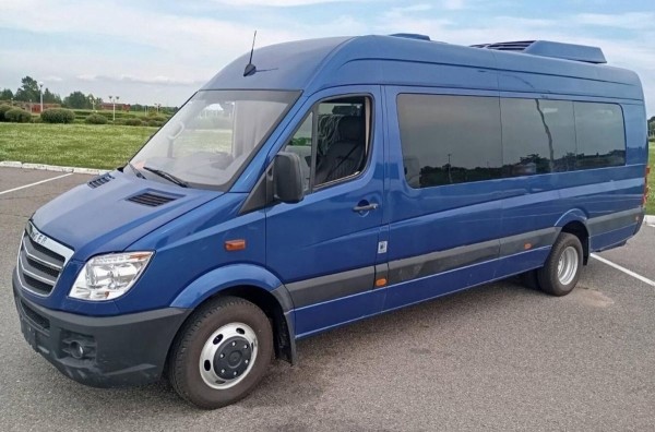 В Белоруссии начались продажи китайских копий Mercedes Sprinter