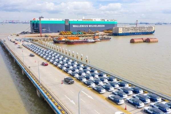 Еврокомиссия выборочно снизила антикитайские пошлины Еврокомиссия выборочно снизила антикитайские пошлины