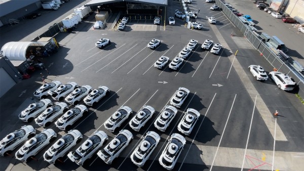 Дайджест дня: Bestune T90 для России, пробка из беспилотников и другие события индустрии Дайджест дня: Bestune T90 для России, пробка из беспилотников и другие события индустрии