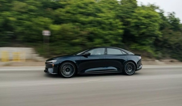 Дайджест дня: Tank 700 для России, шеф-дизайнер Ford и другие события индустрии Дайджест дня: Tank 700 для России, шеф-дизайнер Ford и другие события индустрии