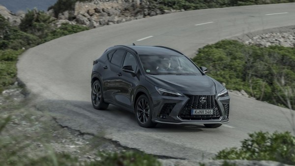 Автомобили Lexus приблизятся по управляемости к немецким машинам Автомобили Lexus приблизятся по управляемости к немецким машинам