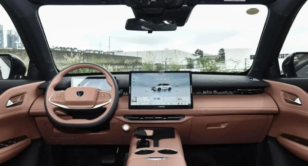 Китайский донор нового кроссовера «Волга» получит бензиновый мотор Китайский донор нового кроссовера «Волга» получит бензиновый мотор