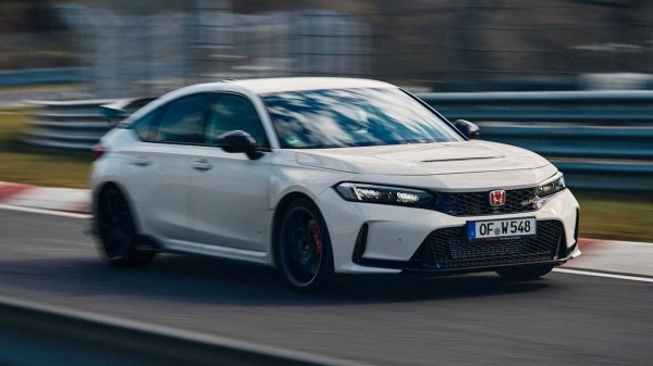 Насколько выросла цена на "заряженный" "Honda Civic Type R Насколько выросла цена на "заряженный" "Honda Civic Type R