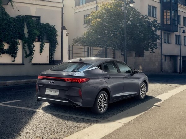 Новый «Москвич 6» в России ждал неожиданный провал Новый «Москвич 6» в России ждал неожиданный провал