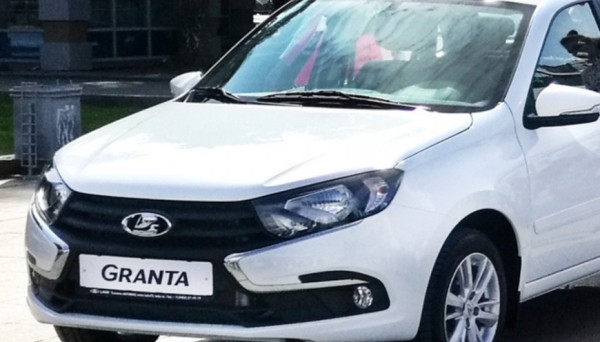 Почему Lada Granta стоит в Египте 535 тысяч рублей, а в России — более миллиона
