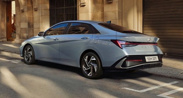 Россиянам предложили новый корейский седан дешевле 3 млн рублей Россиянам предложили новый корейский седан дешевле 3 млн рублей