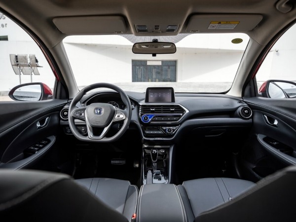 Стало известно, сколько тратят на свой седан владельцы нового Changan Alsvin Стало известно, сколько тратят на свой седан владельцы нового Changan Alsvin