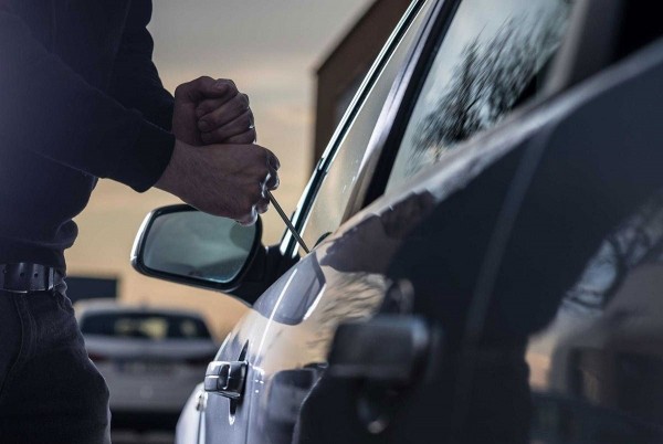 В полиции ответили, с каких автомобилей воры чаще всего снимают запчасти В полиции ответили, с каких автомобилей воры чаще всего снимают запчасти