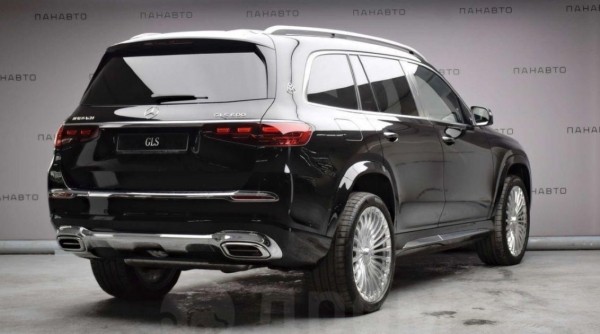 В России на продажу выставили очень дорогой немецкий внедорожник В России на продажу выставили очень дорогой немецкий внедорожник