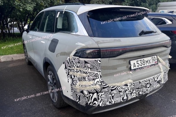 В России замечен кроссовер Chery, которого нет даже в Китае В России замечен кроссовер Chery, которого нет даже в Китае