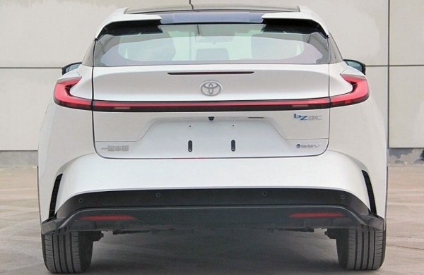 Кроссовер Toyota bZ3C будет иметь китайские моторы и батареи
