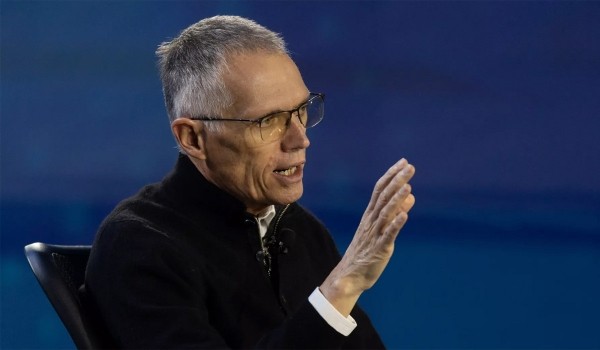 Дайджест дня: двухцветный Москвич 3, McLaren W1 и другие события индустрии Дайджест дня: двухцветный Москвич 3, McLaren W1 и другие события индустрии