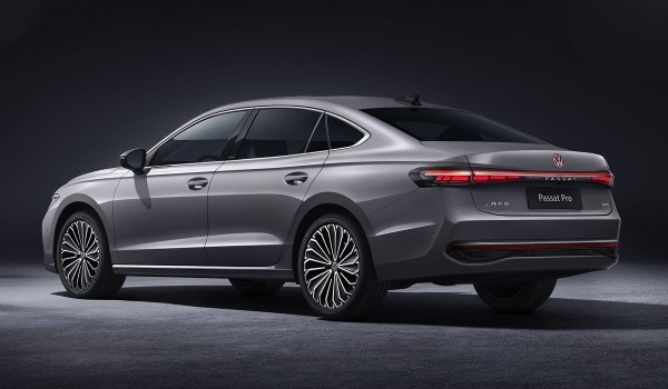 Новый Volkswagen Passat Pro: все же седан Новый Volkswagen Passat Pro: все же седан