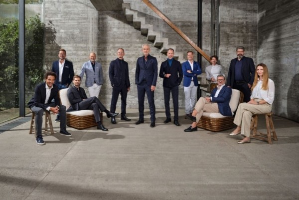 Концерн BMW перетряхнул свое дизайнерское подразделение Концерн BMW перетряхнул свое дизайнерское подразделение