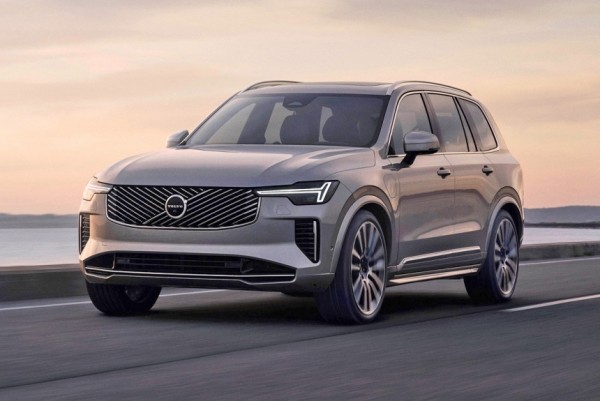 Volvo XC90 остался в строю: второй рестайлинг Volvo XC90 остался в строю: второй рестайлинг