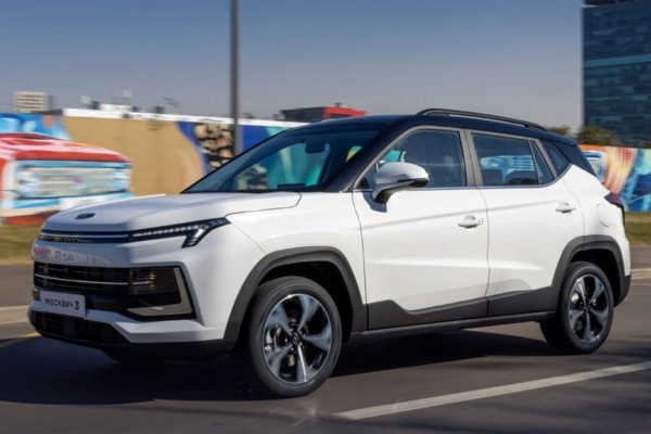 Автозавод «Москвич» приступил к сборке двухцветных кроссоверов Автозавод «Москвич» приступил к сборке двухцветных кроссоверов