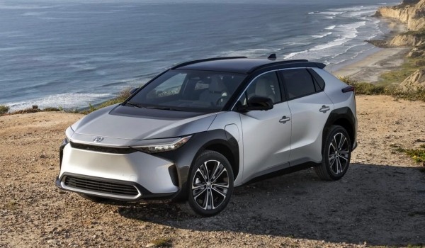 Дайджест дня: электромобиль Sharp, второе место в Европе и другие события индустрии Дайджест дня: электромобиль Sharp, второе место в Европе и другие события индустрии