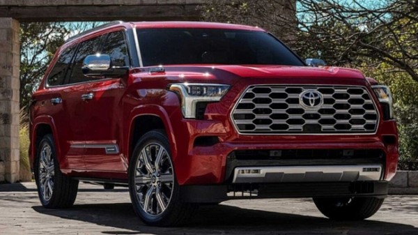 Этот кроссовер ﻿Toyota раскритиковали после плохого результата краш-теста