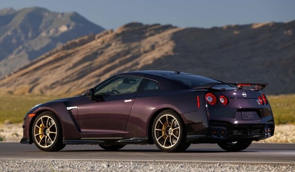 Дайджест дня: пакистанские Suzuki, Лада Аура и другие события индустрии Дайджест дня: пакистанские Suzuki, Лада Аура и другие события индустрии