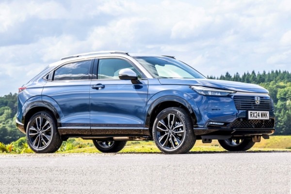 Кроссовер Honda HR-V подвергся легкому рестайлингу Кроссовер Honda HR-V подвергся легкому рестайлингу