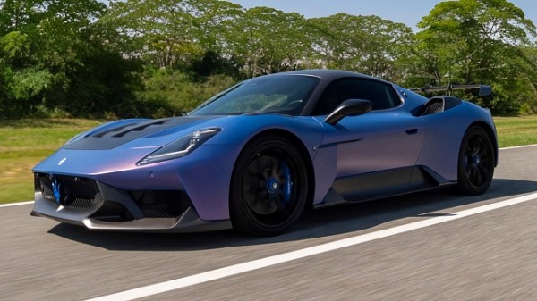 Компания Maserati страдает от самых низких продажах за свою историю