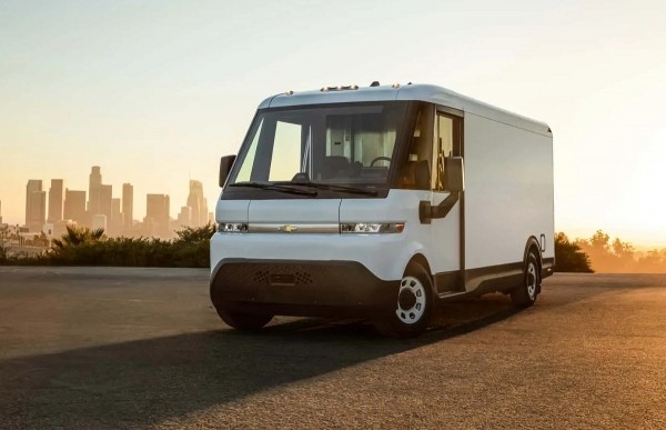 Новый электрофургон Chevrolet BrightDrop 2025 года оказался выгодным выбором