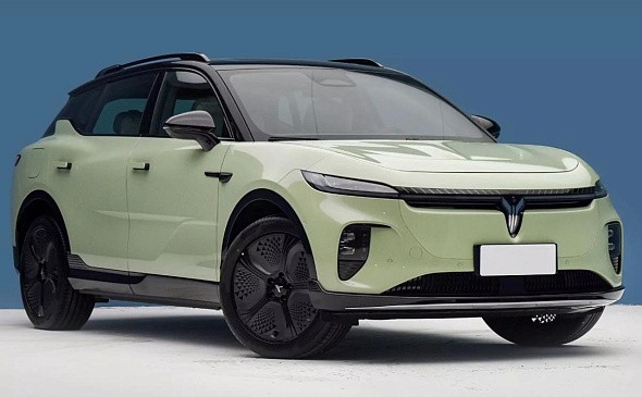 Quto: в России будут продавать гибридный седан Voyah Passion