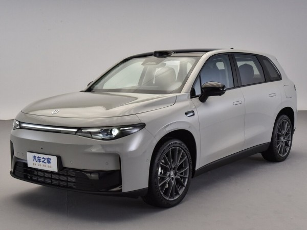 Reuters: Китайский Leapmotor запускает продажи бюджетных электрокаров в Европе Reuters: Китайский Leapmotor запускает продажи бюджетных электрокаров в Европе