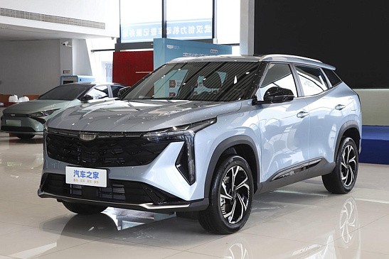 «РГ»: насколько подорожал кроссовер Geely Coolray в РФ за четыре года