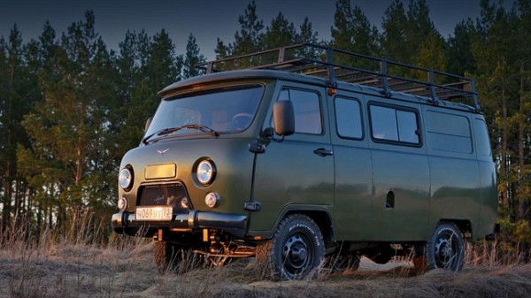 УАЗ «Патриот», «Буханка» и «Пикап» резко выросли в цене УАЗ «Патриот», «Буханка» и «Пикап» резко выросли в цене