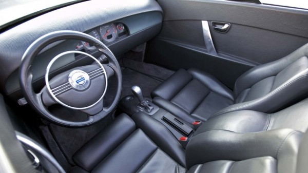 Уникальный родстер Volvo или как один сотрудник создал машину, круче оригинала Уникальный родстер Volvo или как один сотрудник создал машину, круче оригинала